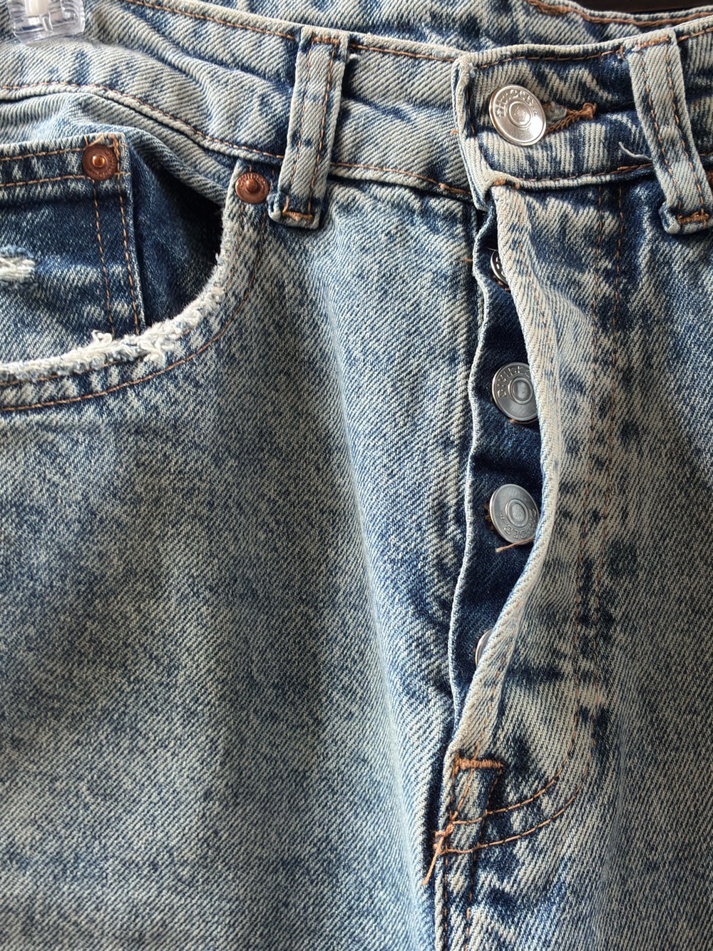 H&M Light Wash High-Rise ButtonFly Jeans - Picture 2 of 5